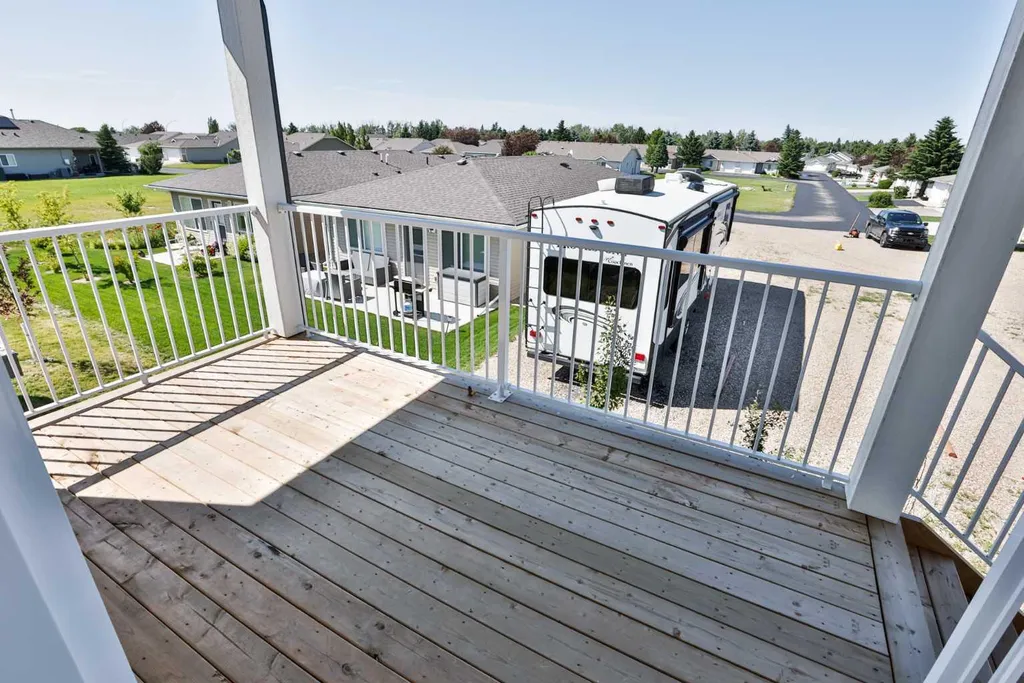 423 Meadowlark Way Vulcan AB T0L 2B0