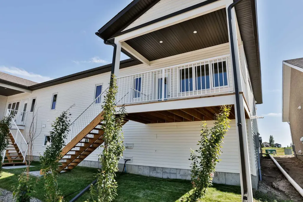 423 Meadowlark Way Vulcan AB T0L 2B0