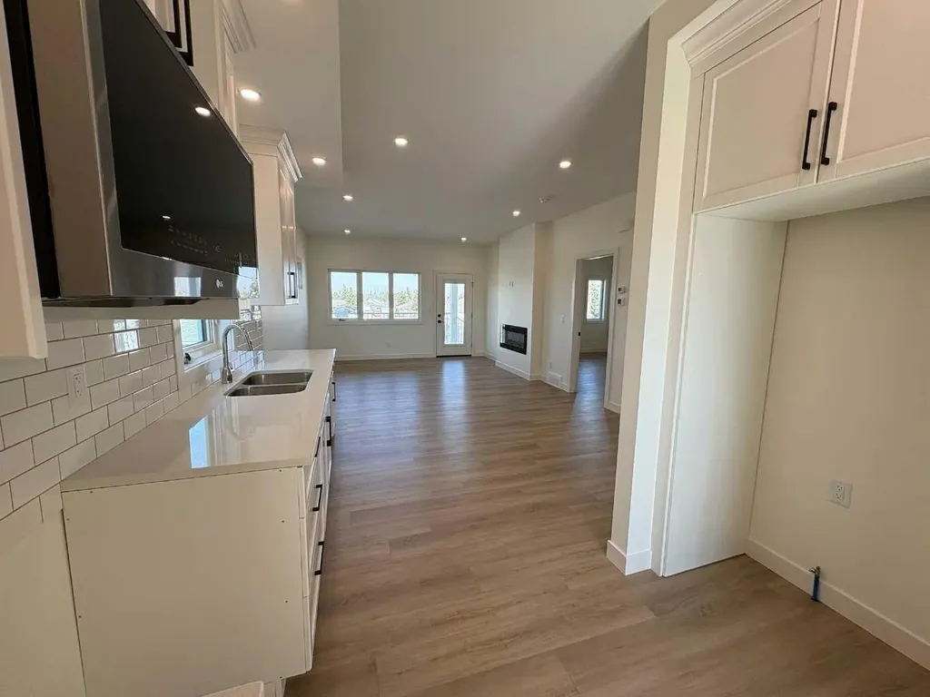 423 Meadowlark Way Vulcan AB T0L 2B0