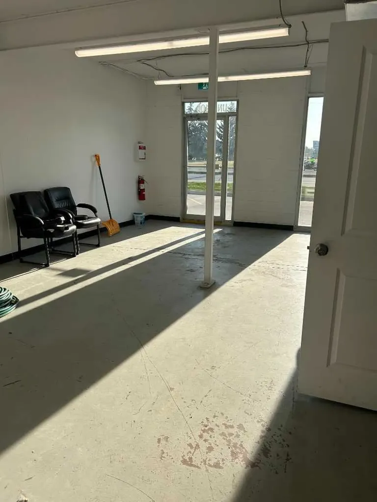 6660 Taylor Drive Red Deer AB T4P 1Y3