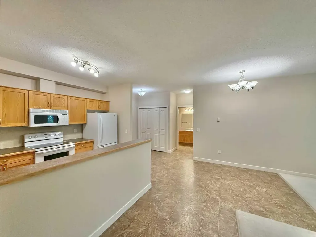 109 Seabolt Drive Hinton AB T7V1K2