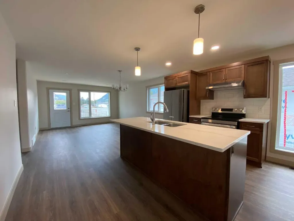 2135 128 Street Blairmore AB T0K 0E0