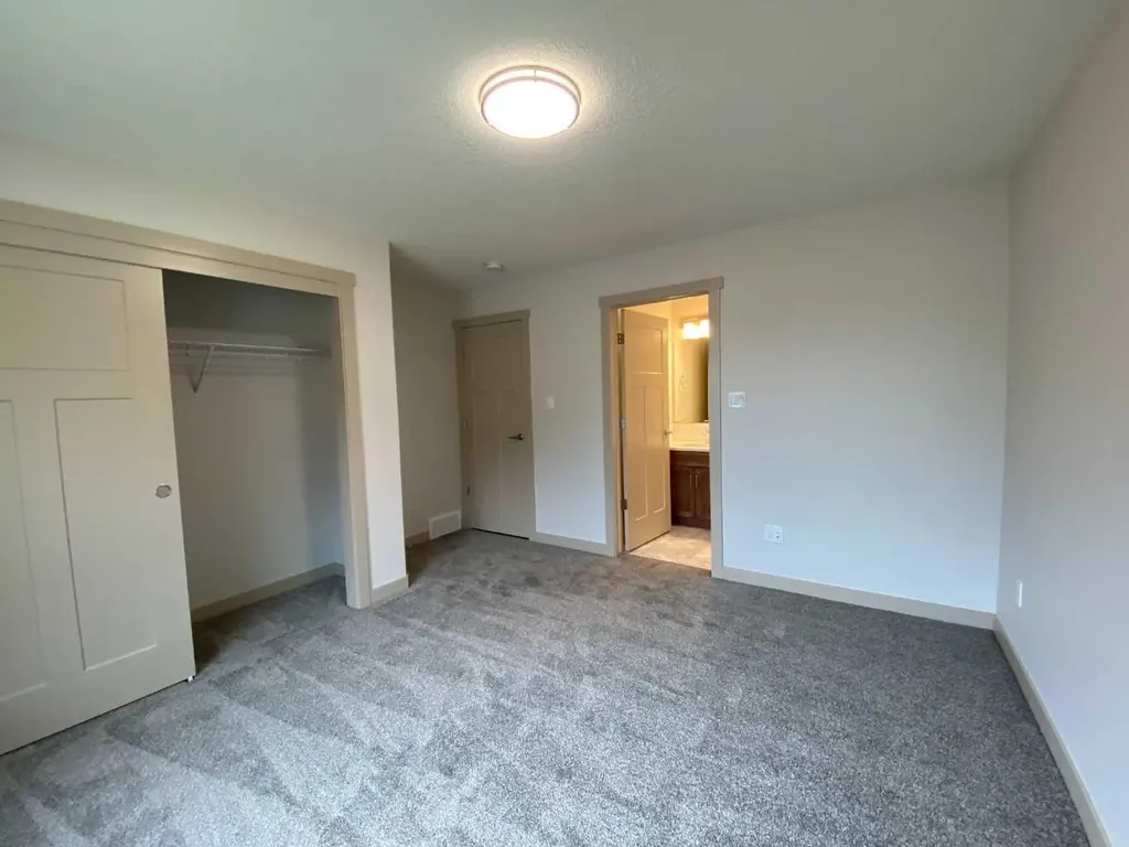 2135 128 Street Blairmore AB T0K 0E0