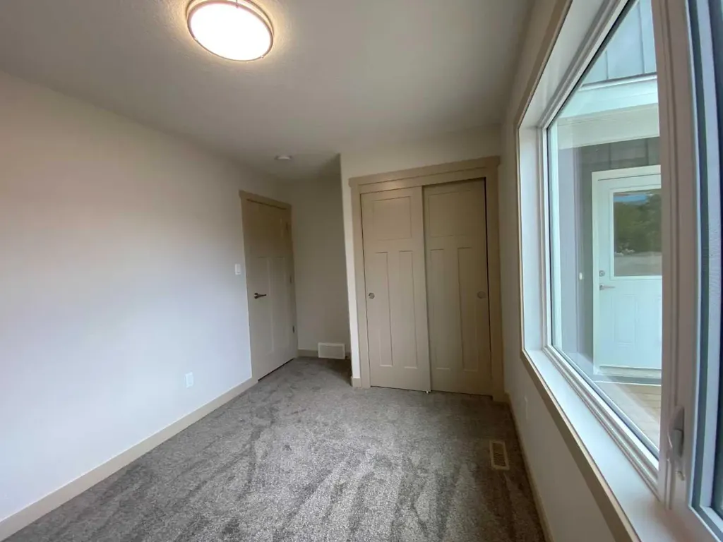 2135 128 Street Blairmore AB T0K 0E0