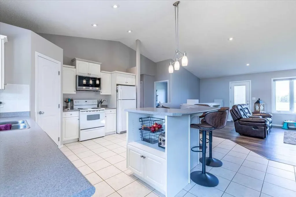 27318 Twp Road 482 Rural Leduc County AB T0C 0V0