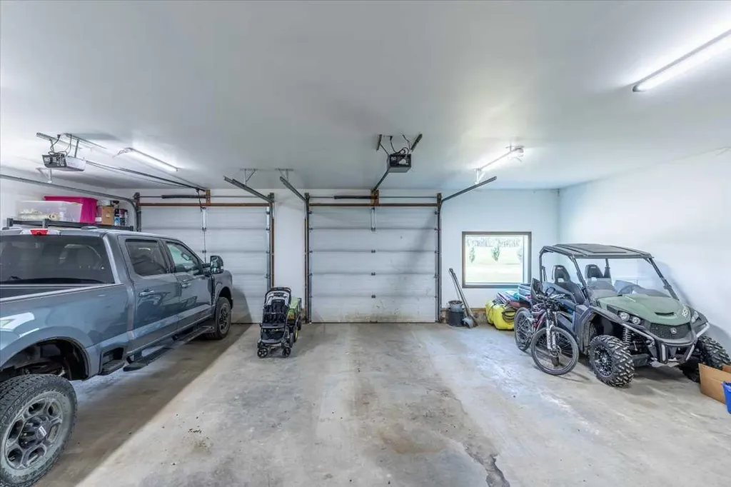27318 Twp Road 482 Rural Leduc County AB T0C 0V0