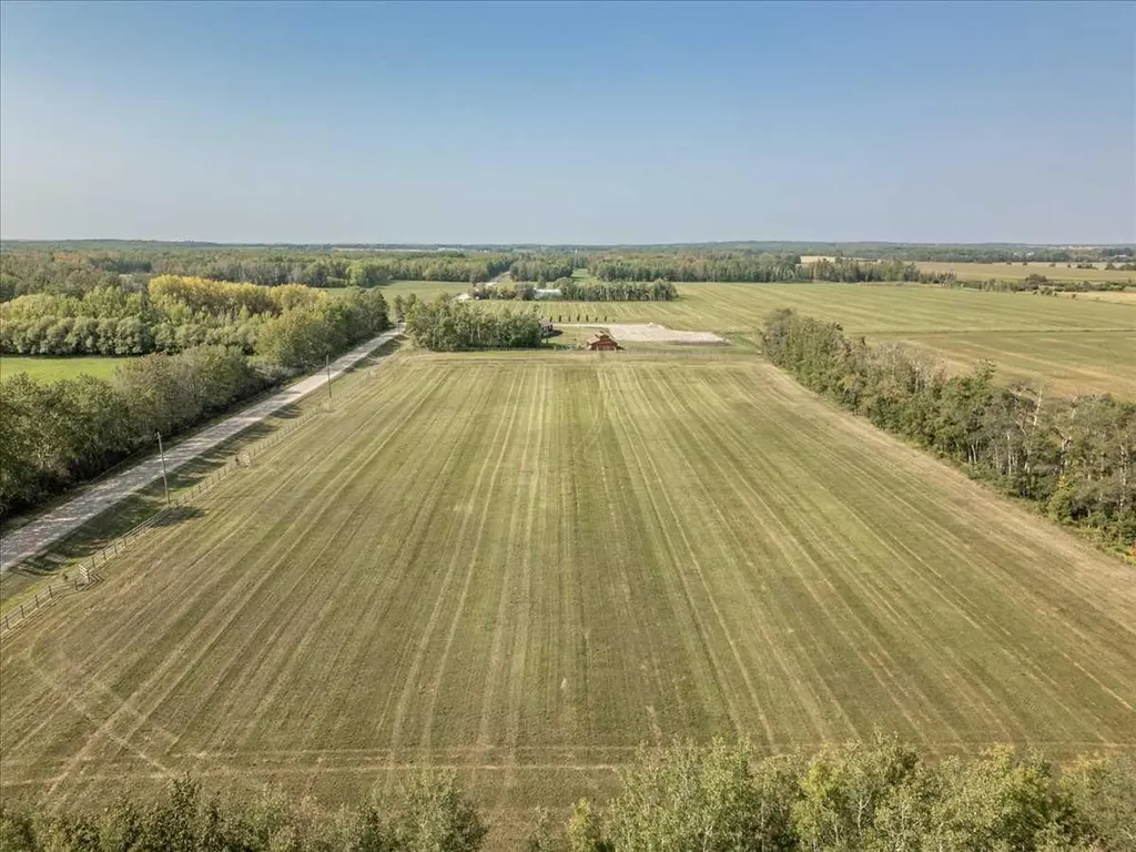 27318 Twp Road 482 Rural Leduc County AB T0C 0V0