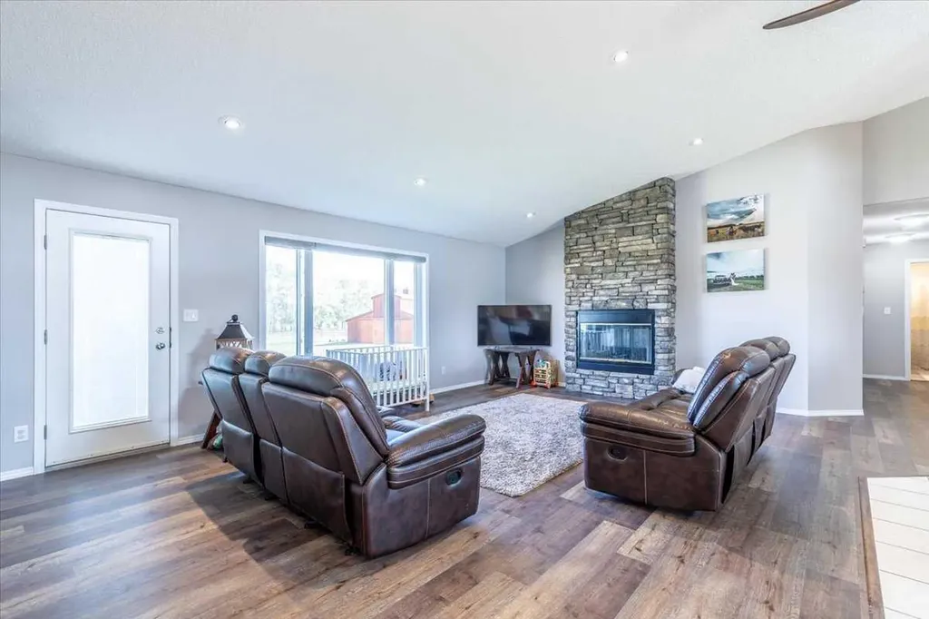 27318 Twp Road 482 Rural Leduc County AB T0C 0V0
