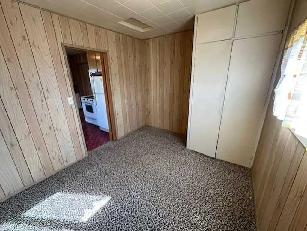 308 1 Avenue E Hanna AB T0J1P0