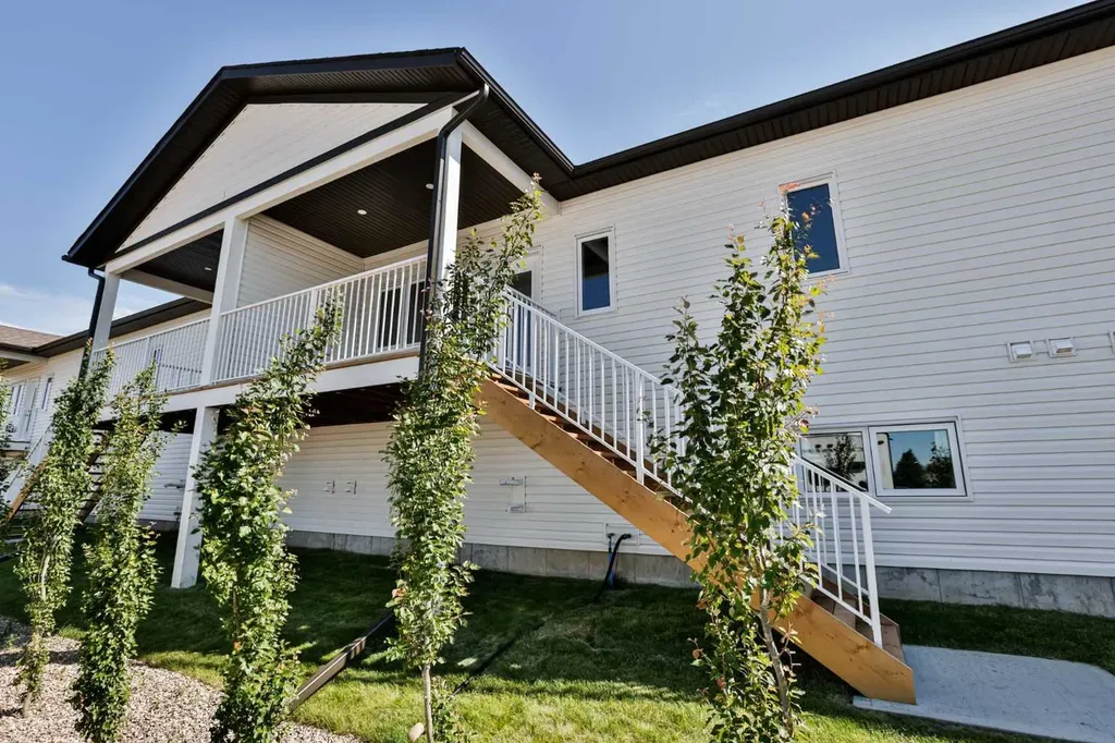 425 Meadowlark Way Vulcan AB T0L 2B0