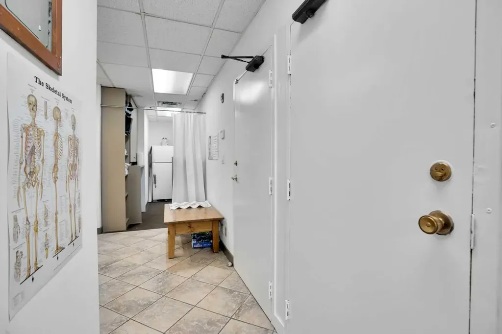 1330 12 Avenue SW Calgary AB T3C 0P5