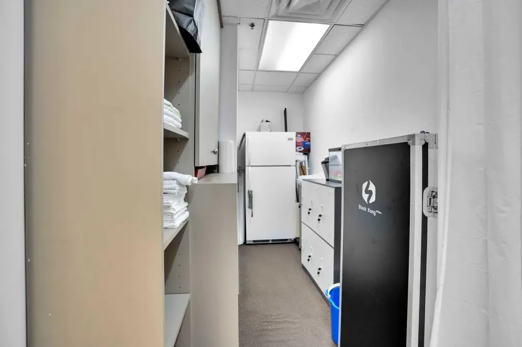 1330 12 Avenue SW Calgary AB T3C 0P5