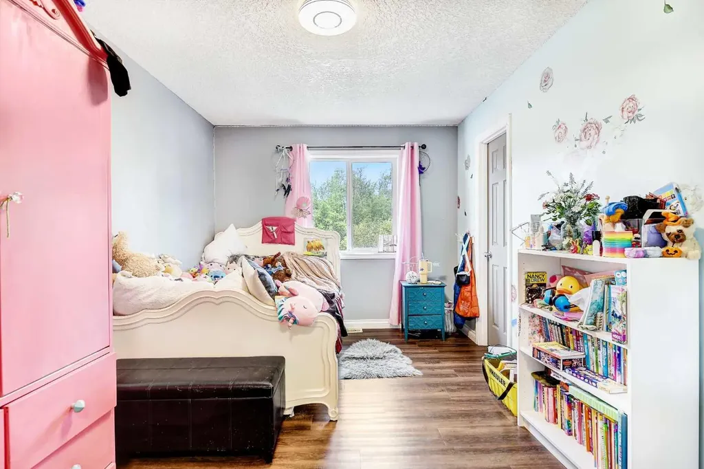 1101 Redlow Drive Beaverlodge AB T0H 0C0