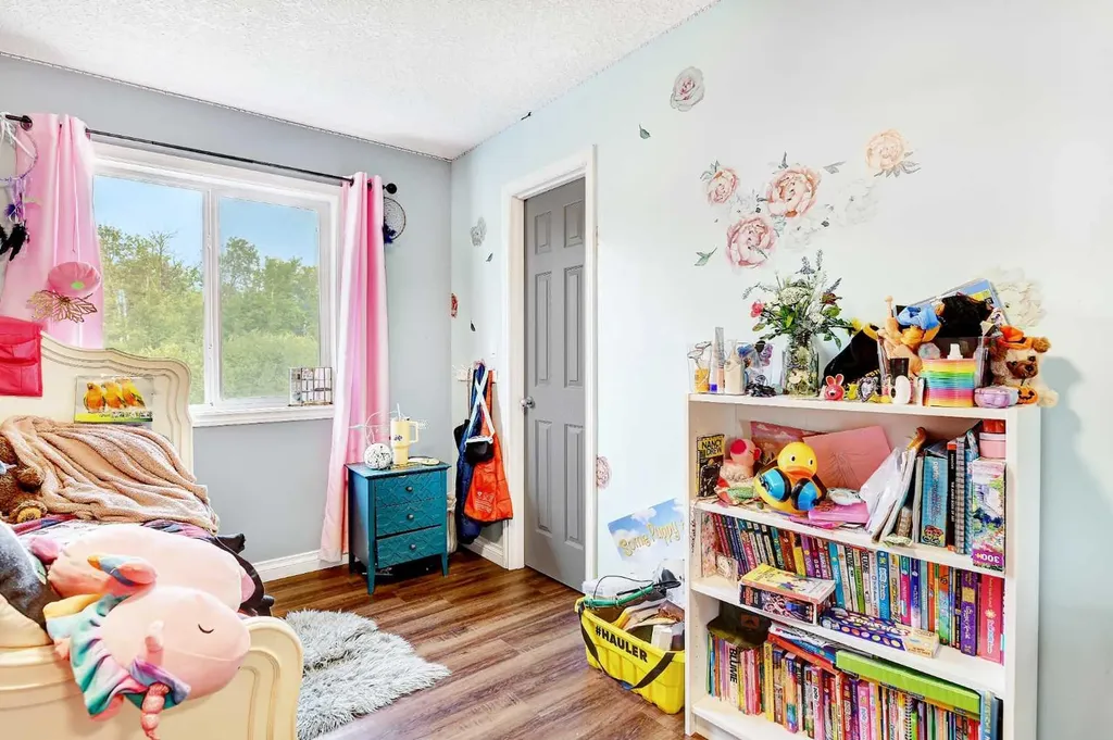 1101 Redlow Drive Beaverlodge AB T0H 0C0