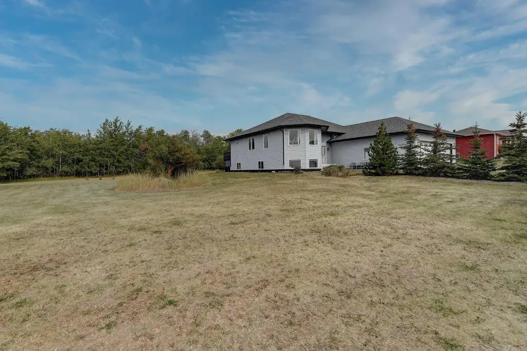 1101 Redlow Drive Beaverlodge AB T0H 0C0