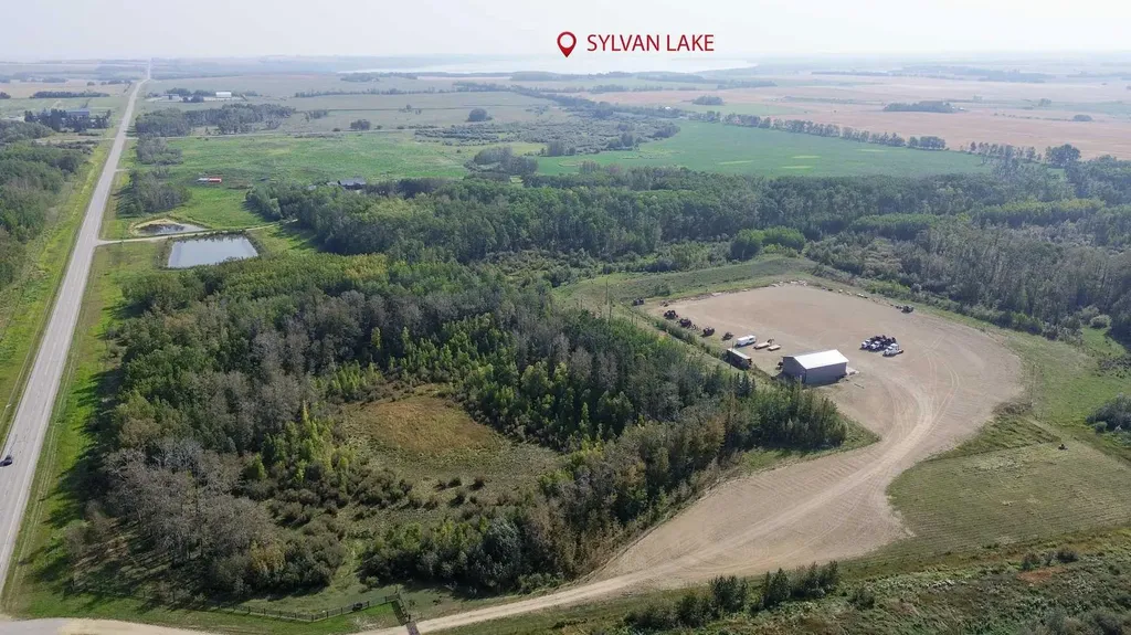 3021 Township Road 400 Rural Lacombe County AB T0M 0X0