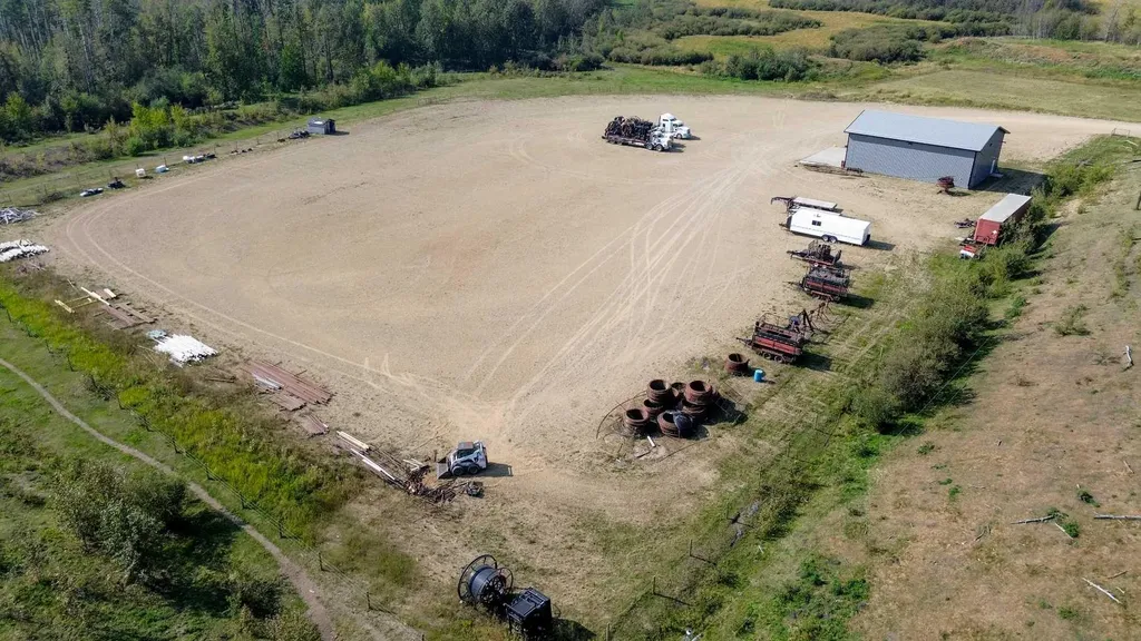 3021 Township Road 400 Rural Lacombe County AB T0M 0X0