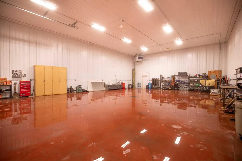 3021 Township Road 400 Rural Lacombe County AB T0M 0X0