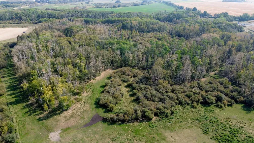 3021 Township Road 400 Rural Lacombe County AB T0M 0X0