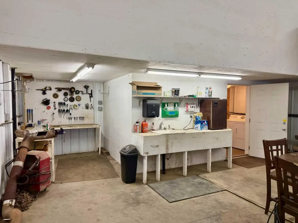 5114 43 Street Consort AB T0C 1B0