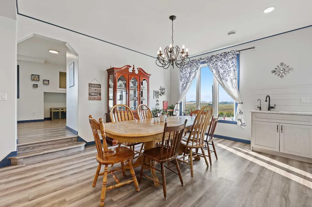 33257 10 Range Road Rural Mountain View County AB T4H 1J5