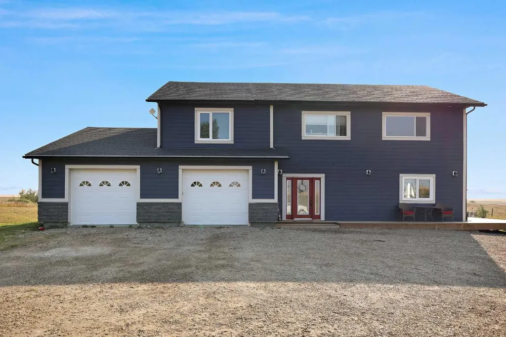 33257 10 Range Road Rural Mountain View County AB T4H 1J5