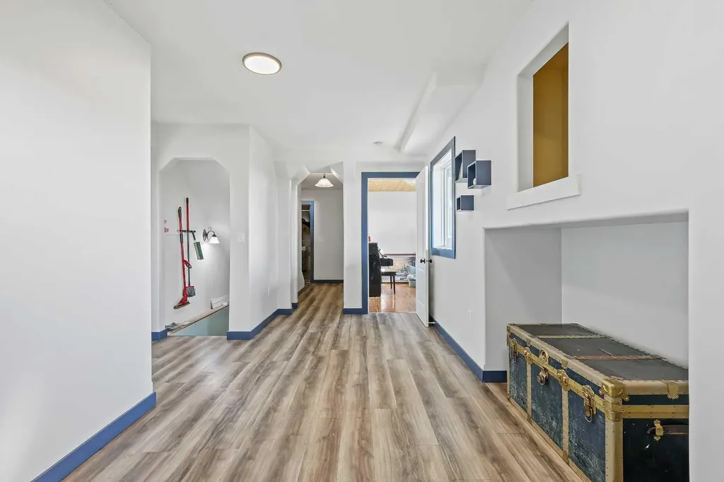 33257 10 Range Road Rural Mountain View County AB T4H 1J5