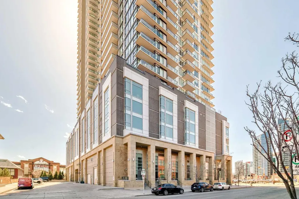1122 3 Street SE Calgary AB T2G 1H7