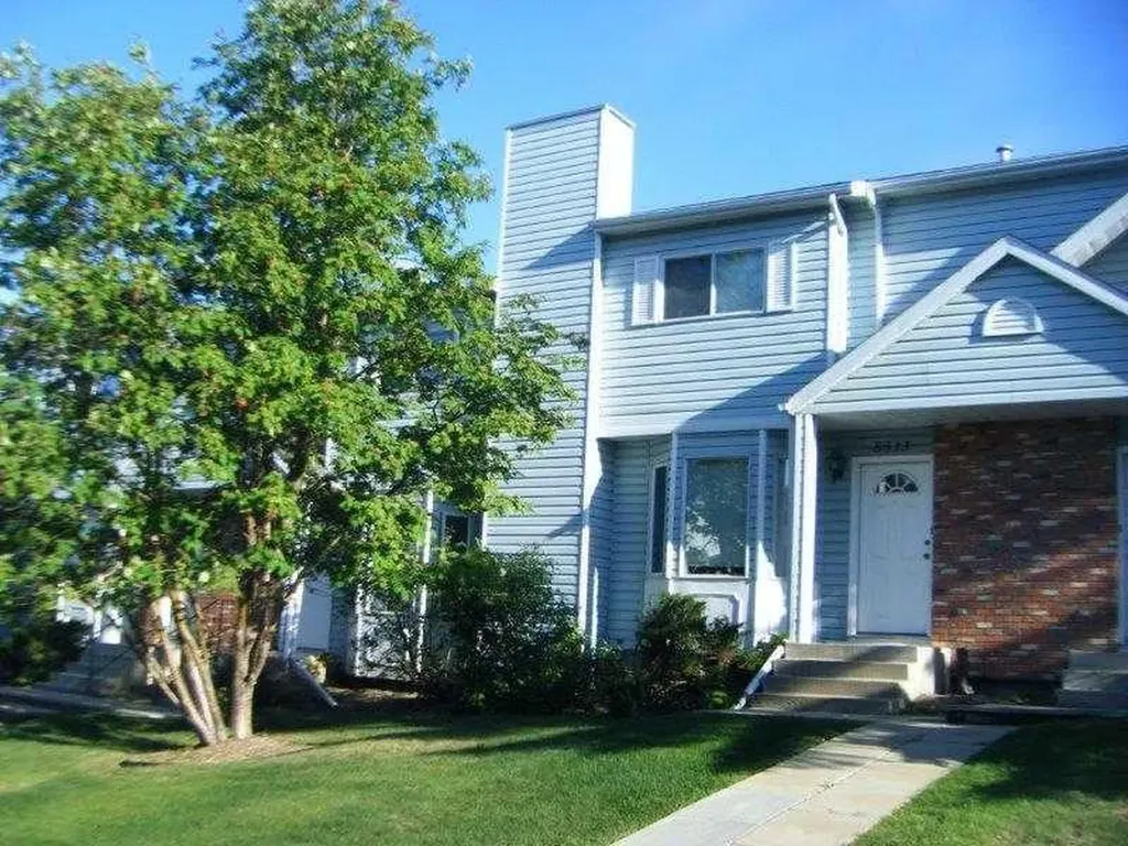 8420 99 Avenue Peace River AB T8S 1W3