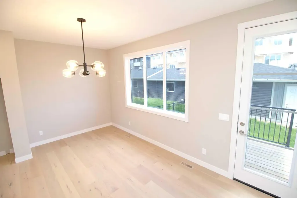 302 Sundown Road Cochrane AB T4C 3H2