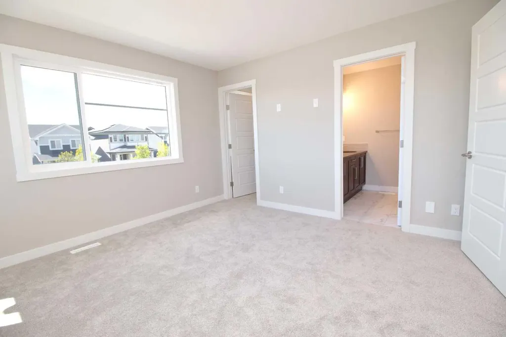 302 Sundown Road Cochrane AB T4C 3H2