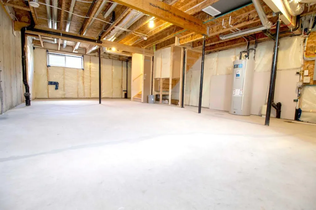 302 Sundown Road Cochrane AB T4C 3H2
