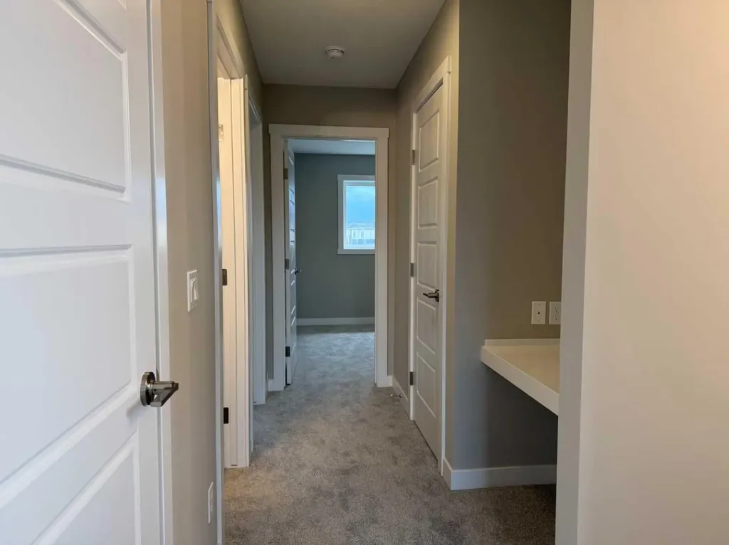 302 Sundown Road Cochrane AB T4C 3H2