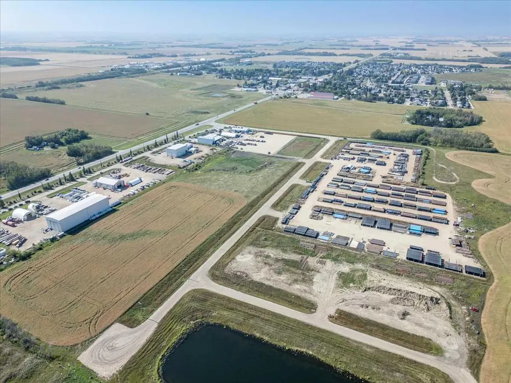 Lot 1, Block 1 Plan 1722074 Calmar AB T0C 0V0