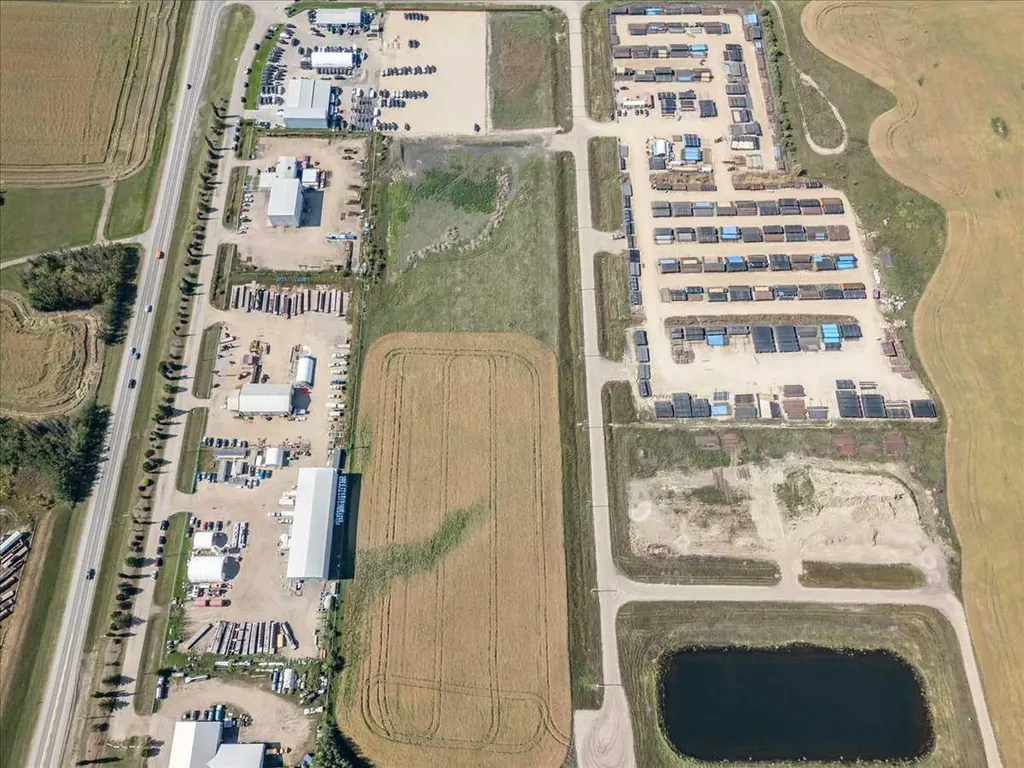 Lot 1, Block 1 Plan 1722074 Calmar AB T0C 0V0
