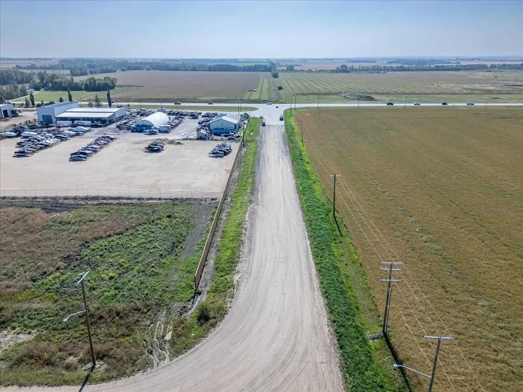 Lot 1, Block 1 Plan 1722074 Calmar AB T0C 0V0
