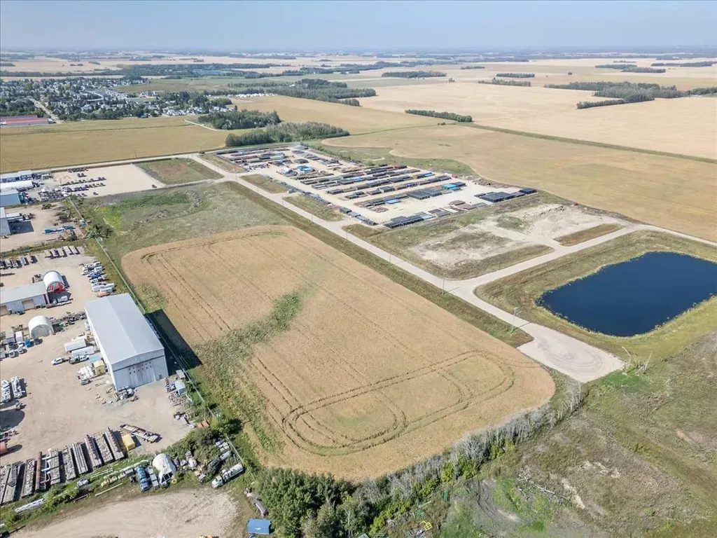 Lot 1, Block 1 Plan 1722074 Calmar AB T0C 0V0