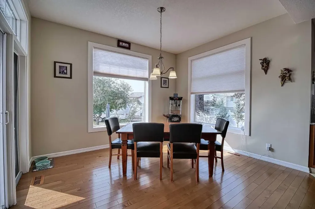 409 9 Street Beiseker AB T0M0G0