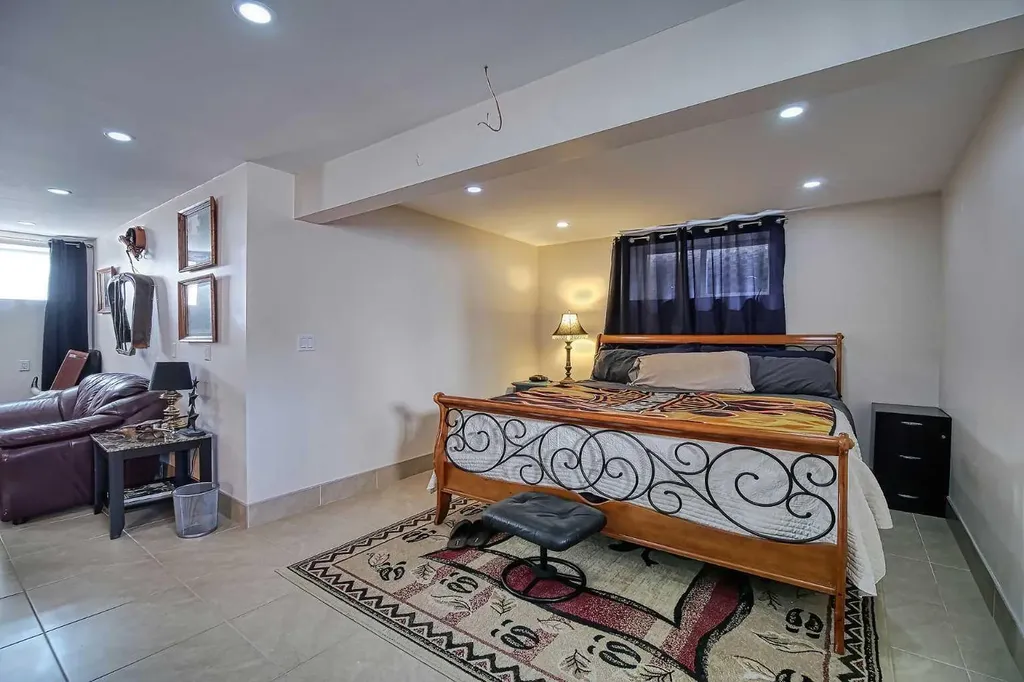 409 9 Street Beiseker AB T0M0G0