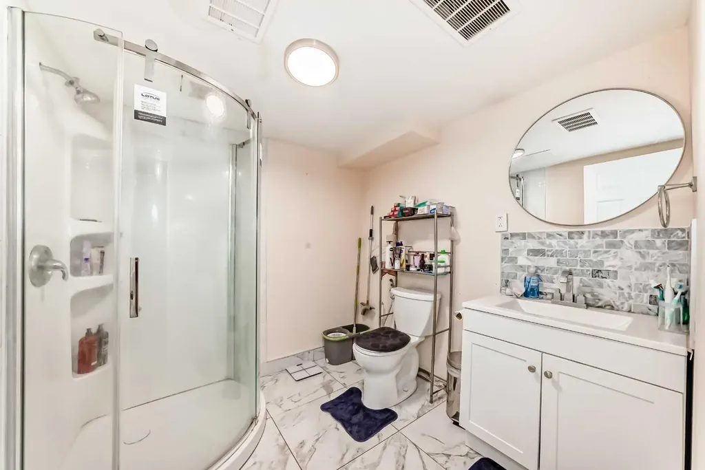 203 Penbrooke Close SE Calgary AB T2A 3N9