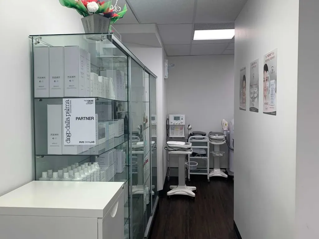 320 23 Avenue SW Calgary AB T2S 0J2