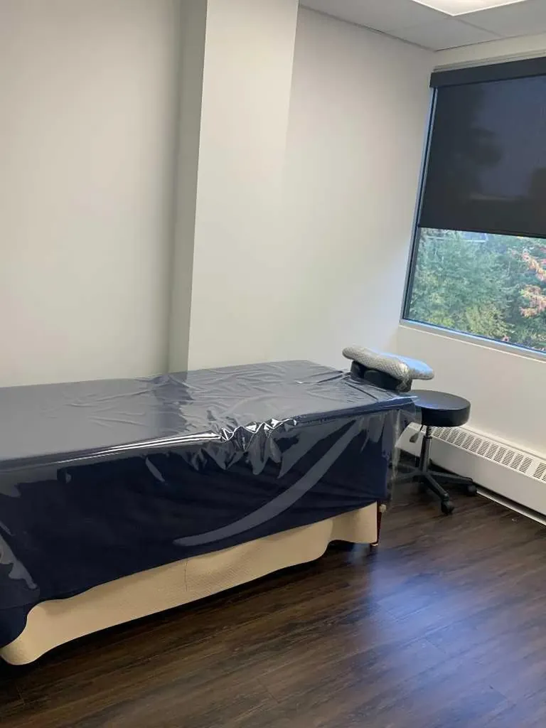 320 23 Avenue SW Calgary AB T2S 0J2