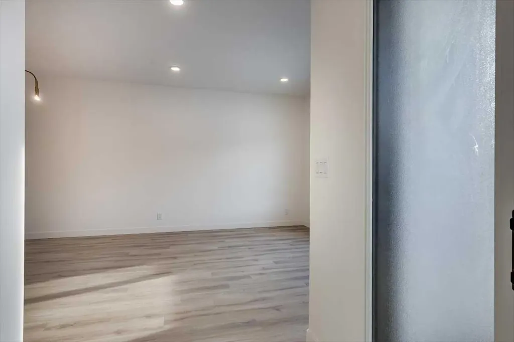 36 Memorial Parkway Rural Red Deer County AB T4E 3B7
