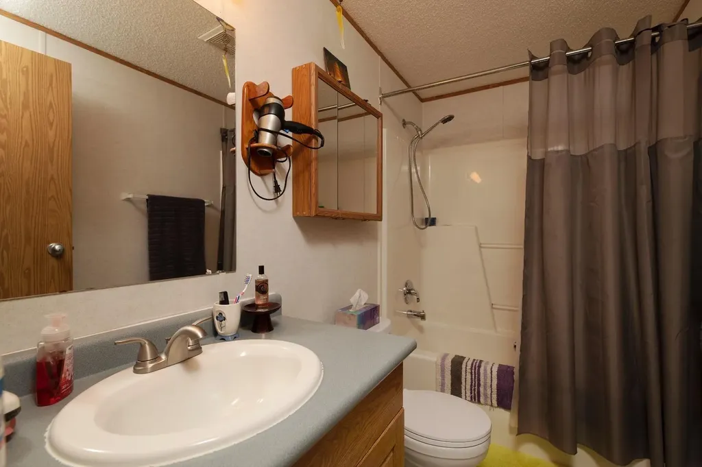 240 Palomino Close Fort Mcmurray AB T9H 5M2