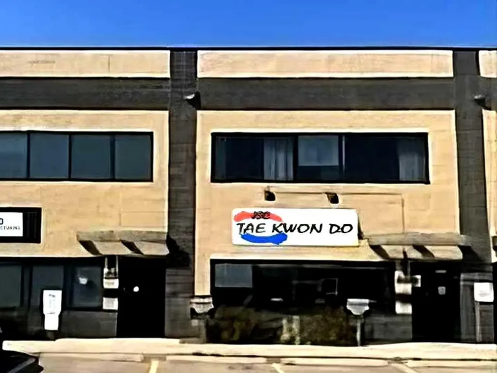 12221 44 Street SE Calgary AB T2Z 4H3