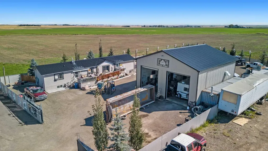 81 Barstow Street Carseland AB T0J 0M0