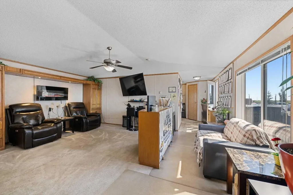 81 Barstow Street Carseland AB T0J 0M0