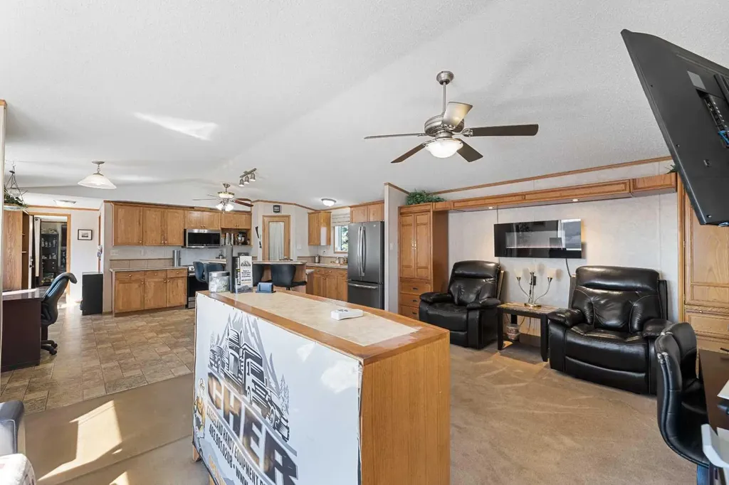 81 Barstow Street Carseland AB T0J 0M0