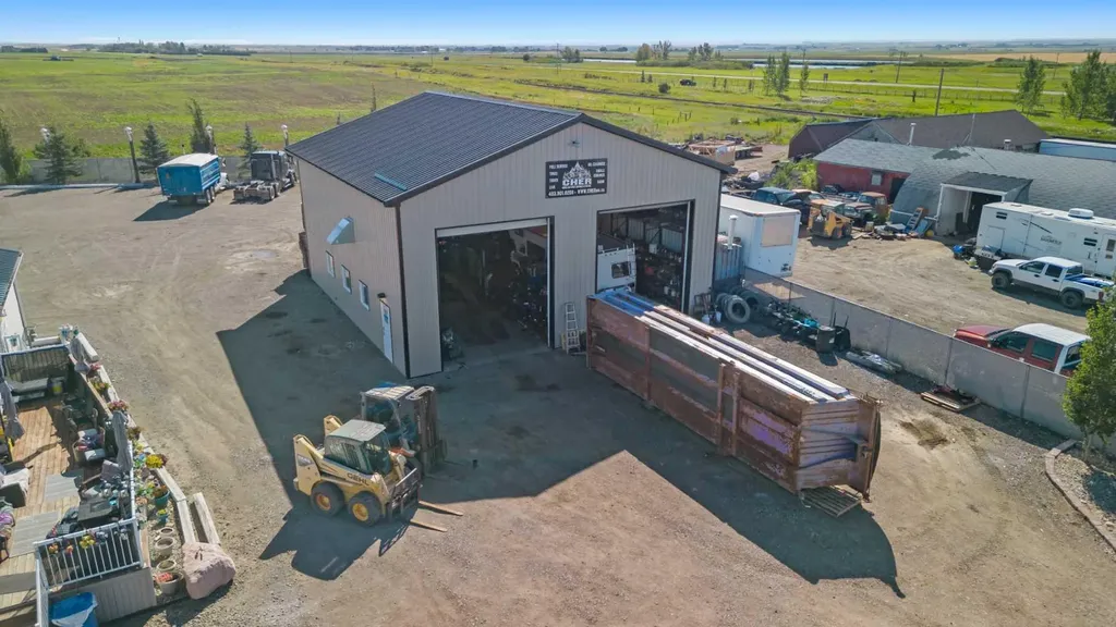 81 Barstow Street Carseland AB T0J 0M0