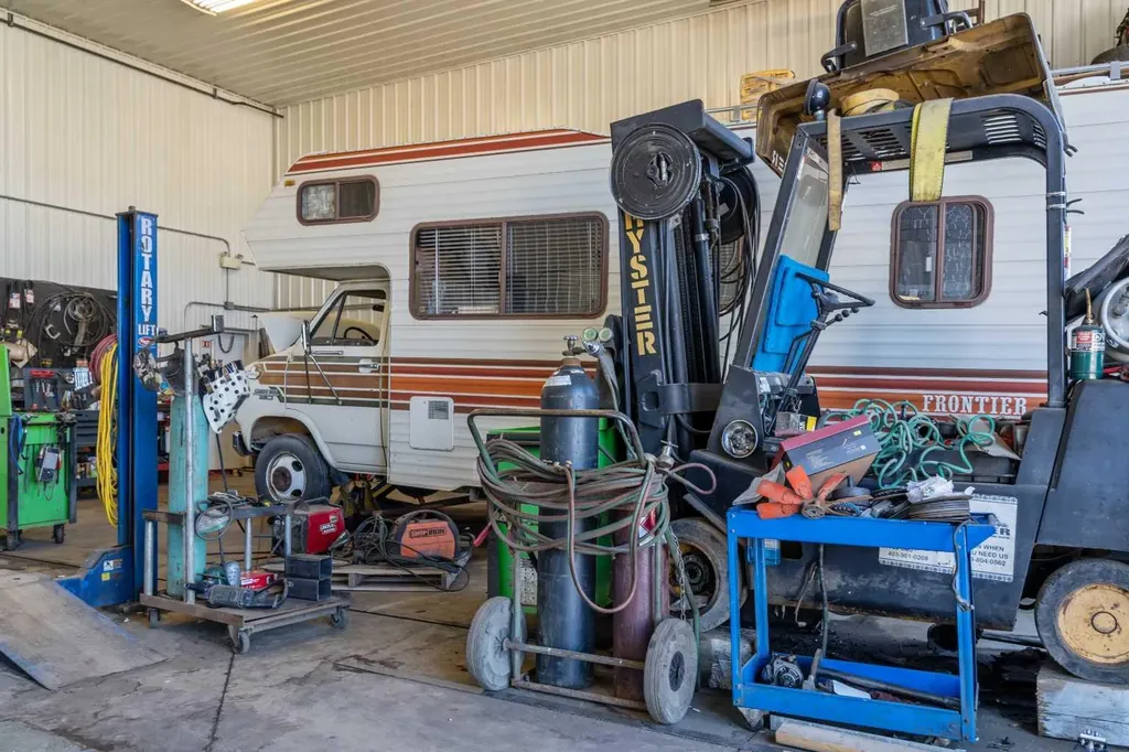 81 Barstow Street Carseland AB T0J 0M0